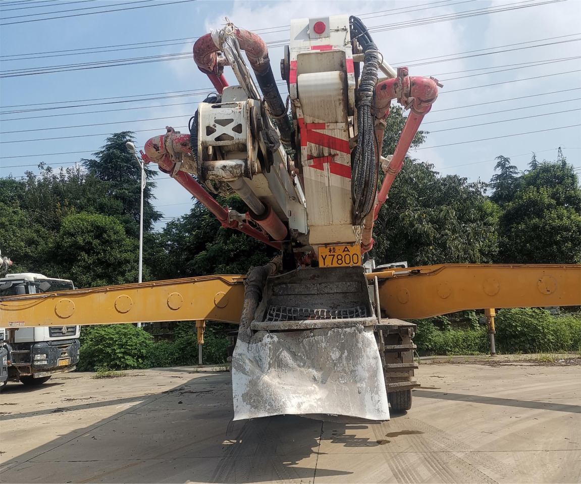 XCMG Official Concrete Machinery Pump HB58V 58m Used Truck-mounted Concrete Pump Price List - Betona sūknis: foto 5 XCMG Official Concrete Machinery Pump HB58V 58m Used Truck-mounted Concrete Pump Price List - Betona sūknis: foto 5
