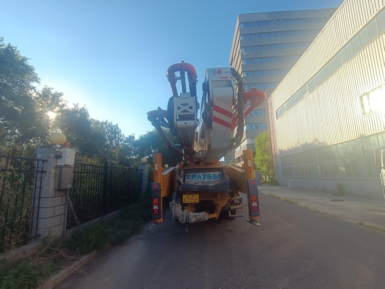 XCMG Official Concrete Machinery Pump HB58V Used Cement Pump Truck For Sale - Betona sūknis: foto 4 XCMG Official Concrete Machinery Pump HB58V Used Cement Pump Truck For Sale - Betona sūknis: foto 4