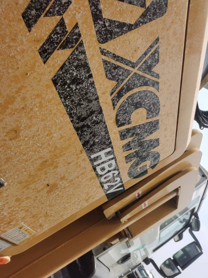 XCMG Official HB62V Concrete Pump Truck 4 Axle 62m Used Hydraulic Concrete Boom Pump Truck - Betona sūknis: foto 4 XCMG Official HB62V Concrete Pump Truck 4 Axle 62m Used Hydraulic Concrete Boom Pump Truck - Betona sūknis: foto 4