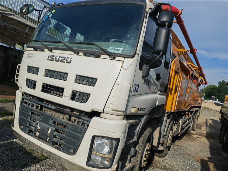 XCMG Official Hb56K Second Hand 56m Truck-Mounted Concrete Pump Truck for Sale - Betona sūknis: foto 2 XCMG Official Hb56K Second Hand 56m Truck-Mounted Concrete Pump Truck for Sale - Betona sūknis: foto 2