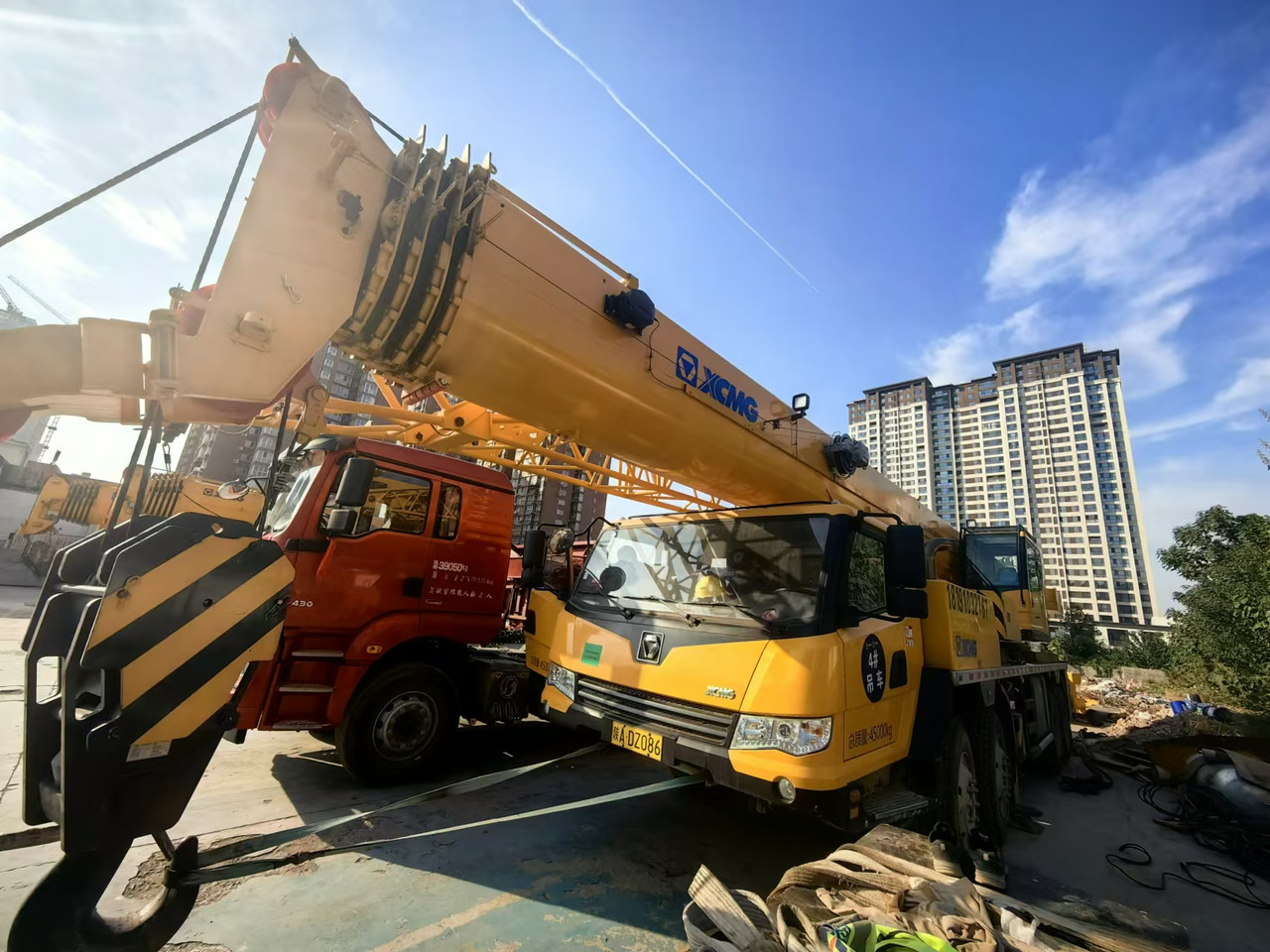 XCMG Official QY55K5C_2 Used Truck Mounted Crane 55ton Mobile Hydraulic Crane Price For Sale - Autoceltnis: foto 2 XCMG Official QY55K5C_2 Used Truck Mounted Crane 55ton Mobile Hydraulic Crane Price For Sale - Autoceltnis: foto 2