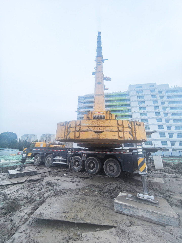 XCMG Official Second Hand 100 Ton Truck Crane XCT100 Hydraulic Crane Price - Autoceltnis: foto 3 XCMG Official Second Hand 100 Ton Truck Crane XCT100 Hydraulic Crane Price - Autoceltnis: foto 3