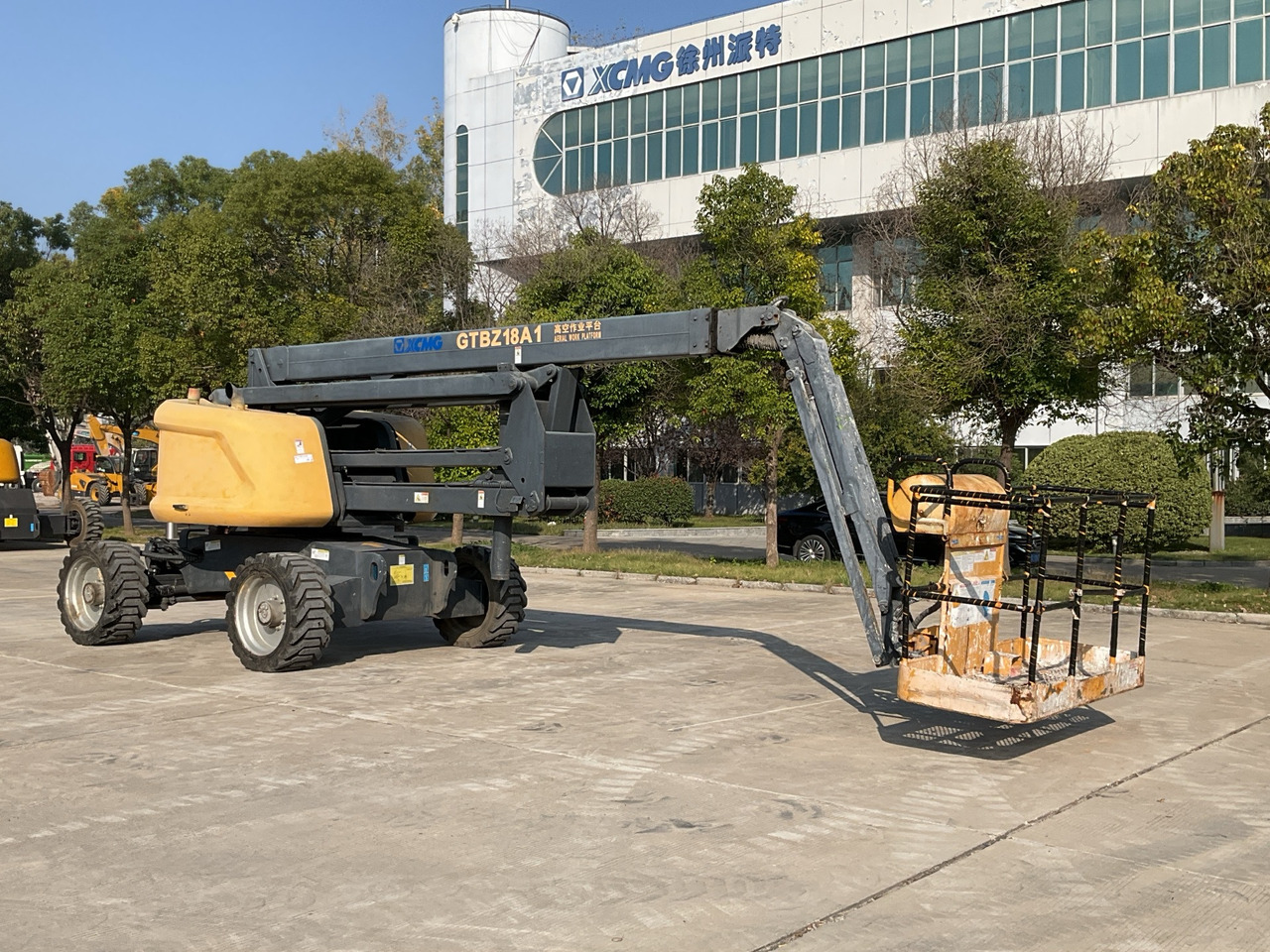 XCMG Official Second Hand Mobile Cherry Picker GTBZ18A1 18m Man Lift Boom Lift Price - Izlices pacēlājs: foto 5 XCMG Official Second Hand Mobile Cherry Picker GTBZ18A1 18m Man Lift Boom Lift Price - Izlices pacēlājs: foto 5