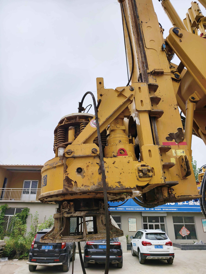 XCMG Official Second Hand Rotary Drill XR180D Used Borehole Drilling Rig Price - Urbšanas mašīna: foto 5 XCMG Official Second Hand Rotary Drill XR180D Used Borehole Drilling Rig Price - Urbšanas mašīna: foto 5