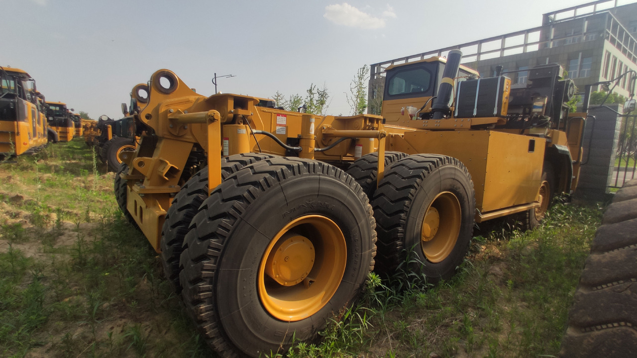 XCMG Official Second Hand Tipper Dump Truck XDR80T Mining Dump Truck Price - Bezceļu pašizgāzējs: foto 3 XCMG Official Second Hand Tipper Dump Truck XDR80T Mining Dump Truck Price - Bezceļu pašizgāzējs: foto 3