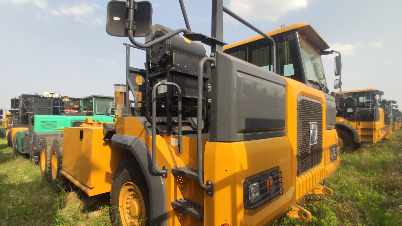 XCMG Official Second Hand Tipper Dump Truck XDR80T Mining Dump Truck Price - Bezceļu pašizgāzējs: foto 4 XCMG Official Second Hand Tipper Dump Truck XDR80T Mining Dump Truck Price - Bezceļu pašizgāzējs: foto 4