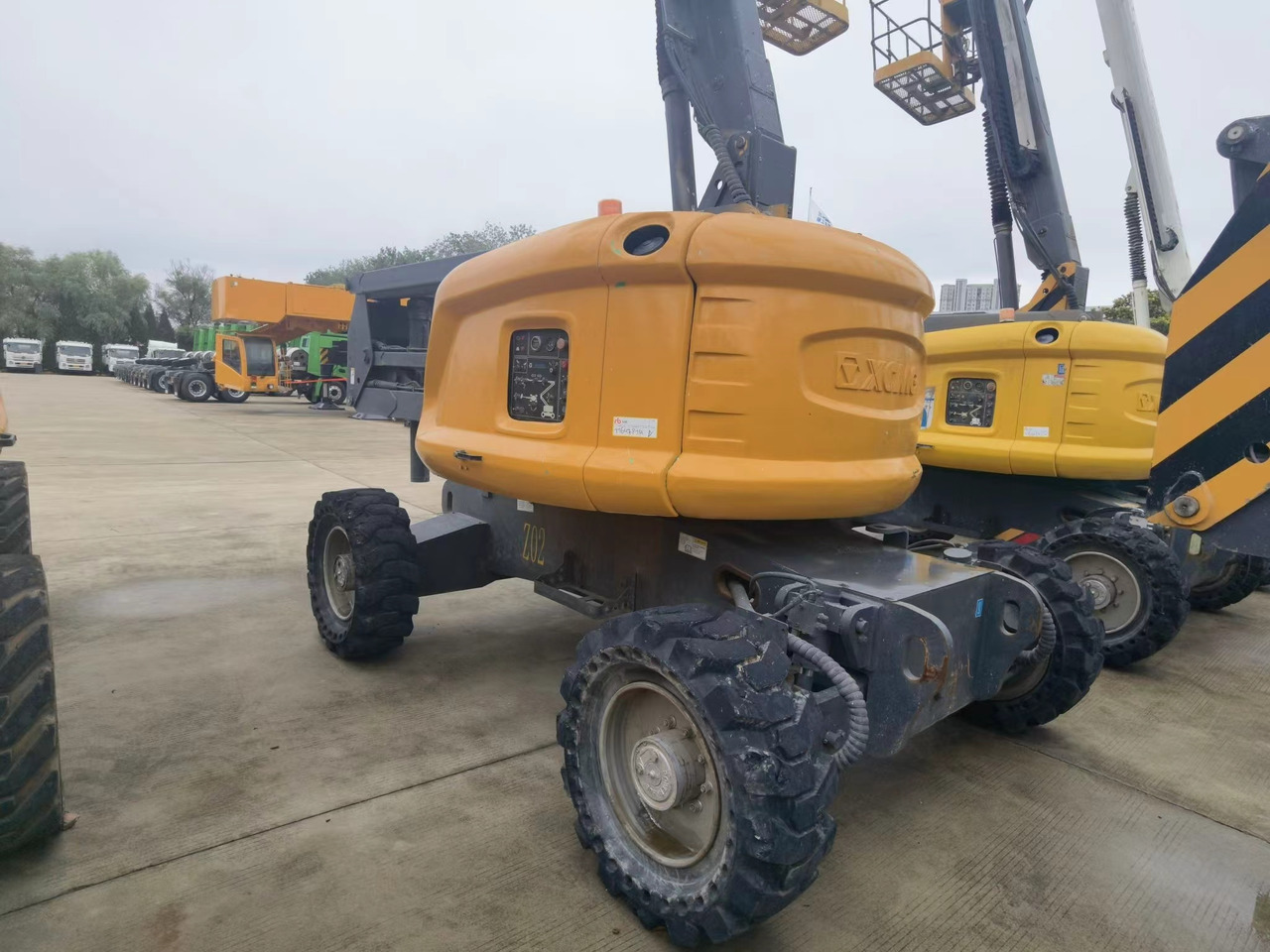 XCMG Official Used Aerial Work Platform Lift GTBZ18A1 18m Cherry Picker Boom Lift Hot Sale - Izlices pacēlājs: foto 3 XCMG Official Used Aerial Work Platform Lift GTBZ18A1 18m Cherry Picker Boom Lift Hot Sale - Izlices pacēlājs: foto 3