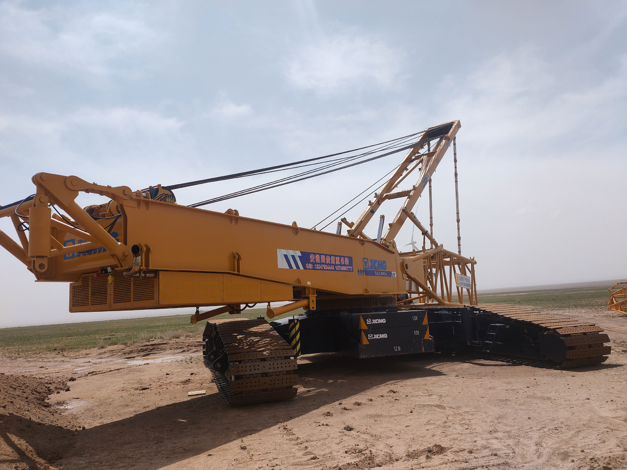 XCMG Official Used Construction Crane XGC800A 800 Ton Mobile Crawler Crane Hot Sale - Kāpurķēžu celtnis: foto 4 XCMG Official Used Construction Crane XGC800A 800 Ton Mobile Crawler Crane Hot Sale - Kāpurķēžu celtnis: foto 4