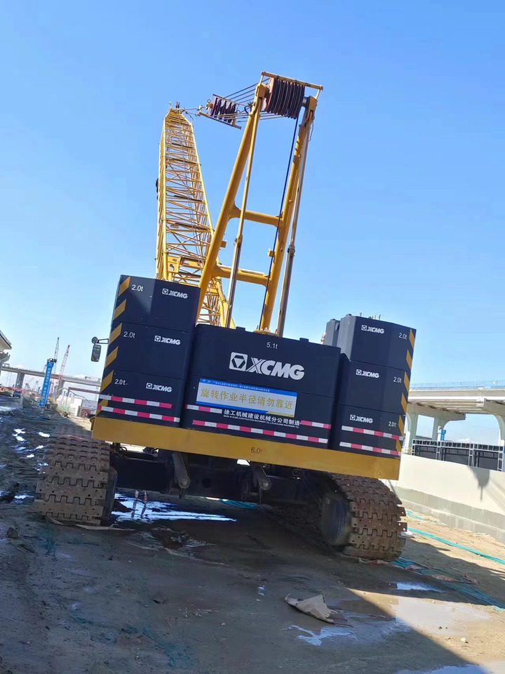 XCMG Official Used Crawler Crane 85 Ton XGC85 Used Mobile Crane With High Quality - Kāpurķēžu celtnis: foto 2 XCMG Official Used Crawler Crane 85 Ton XGC85 Used Mobile Crane With High Quality - Kāpurķēžu celtnis: foto 2