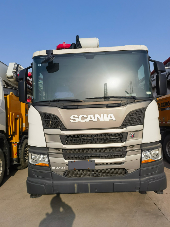 XCMG Official Used Diesel Concrete Pump 62m HB62V Truck-mounted Concrete Pump Hot Sale - Betona sūknis: foto 3 XCMG Official Used Diesel Concrete Pump 62m HB62V Truck-mounted Concrete Pump Hot Sale - Betona sūknis: foto 3