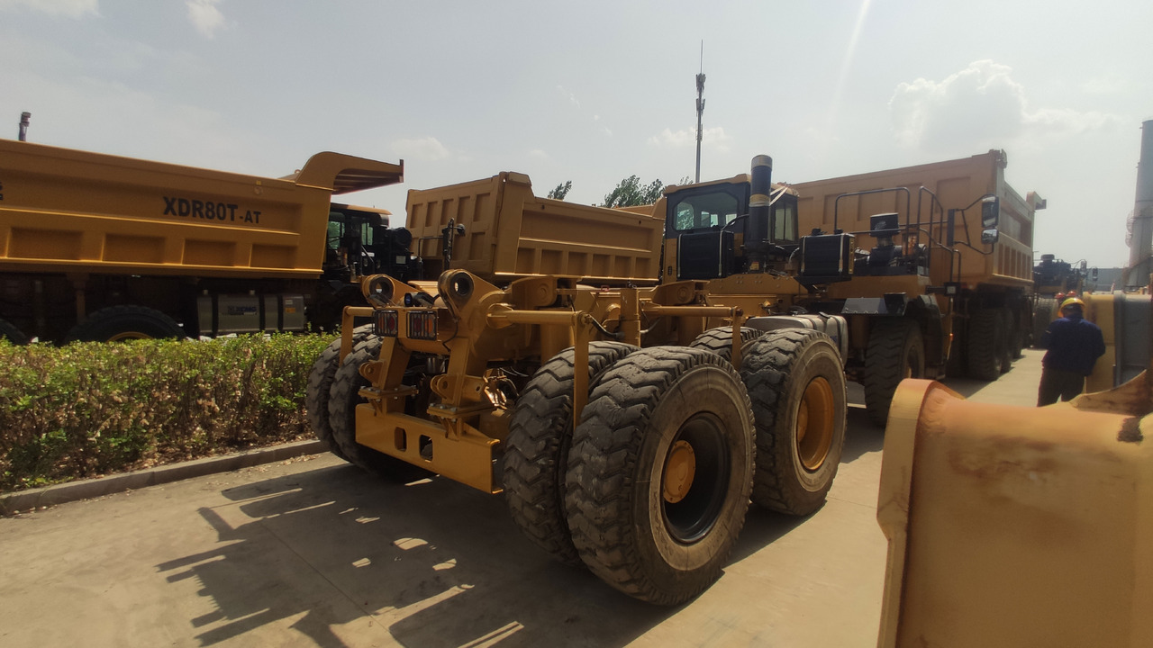 XCMG Official Used Mining Dump Trucks XDR80T 70 Ton Dumper Truck For Sale - Bezceļu pašizgāzējs: foto 3 XCMG Official Used Mining Dump Trucks XDR80T 70 Ton Dumper Truck For Sale - Bezceļu pašizgāzējs: foto 3