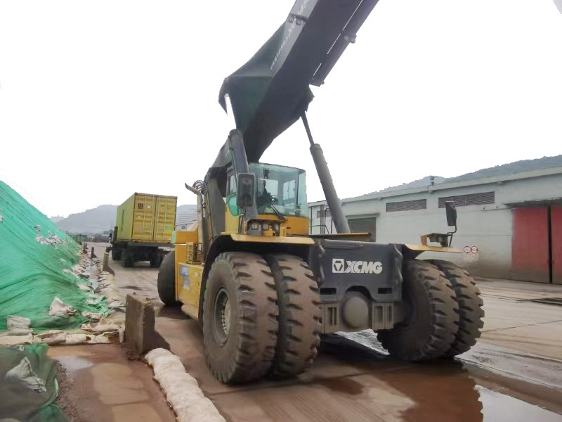 Sānu konteineru krāvējs XCMG Official Used Mobile Reach Stacker 45 Tons XCS4531K For Container Price List: foto 6