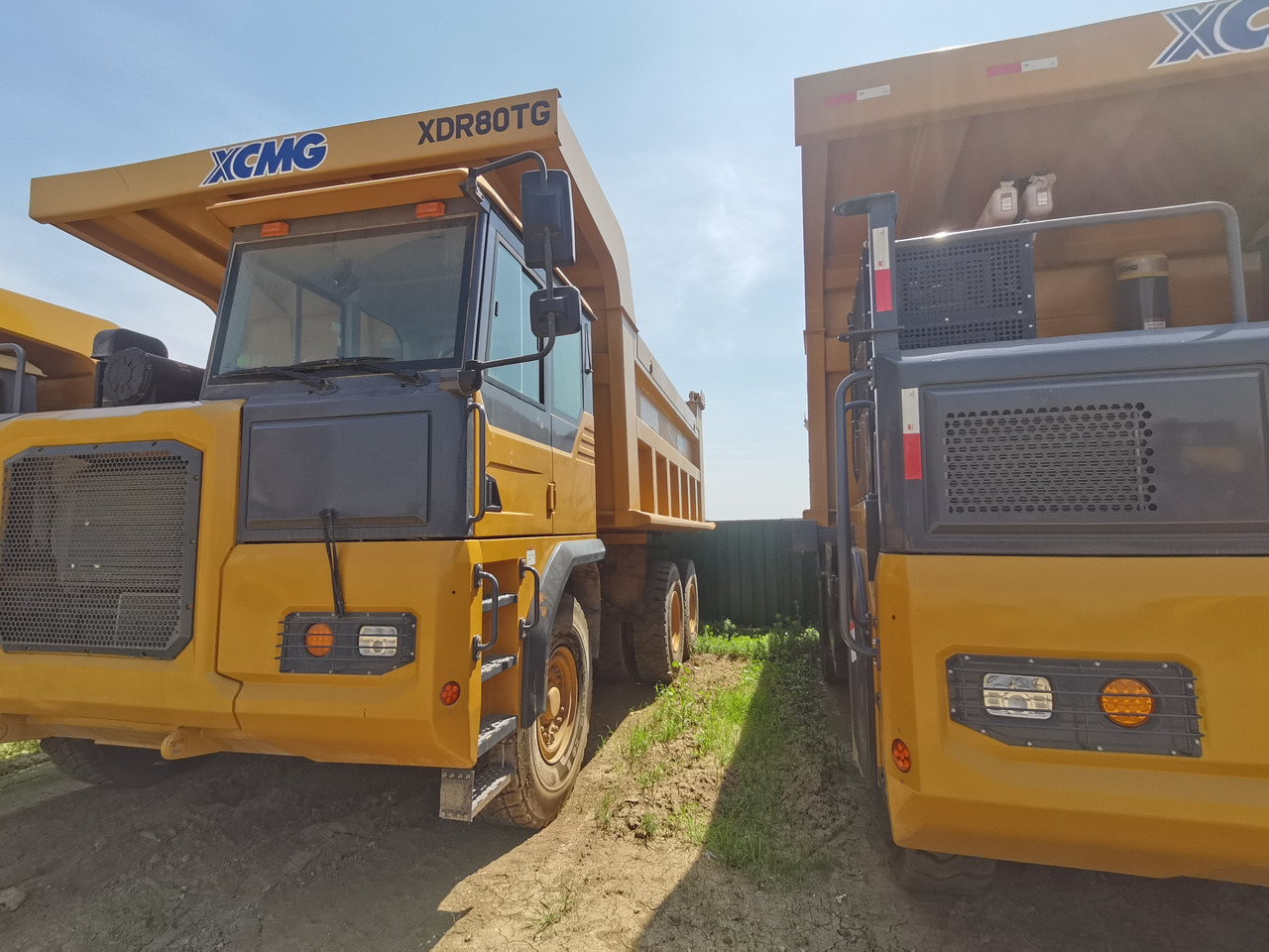 XCMG Official XDR80T 70 Ton 6x4 Dump Tuck Used Tipper Dump Truck Price - Bezceļu pašizgāzējs: foto 2 XCMG Official XDR80T 70 Ton 6x4 Dump Tuck Used Tipper Dump Truck Price - Bezceļu pašizgāzējs: foto 2