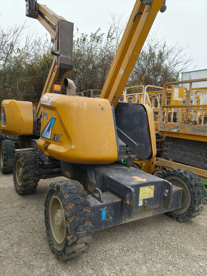 XCMG Official XGA16 16m Second Hand Articulated Boom Lift Platform With High Quality - Izlices pacēlājs: foto 5 XCMG Official XGA16 16m Second Hand Articulated Boom Lift Platform With High Quality - Izlices pacēlājs: foto 5