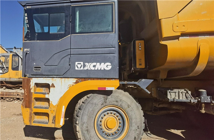 XCMG Official Xdm80 70 Ton Second Hand Used Mining Dump Truck in Good Condition - Karjeru pašizgāzējs: foto 2 XCMG Official Xdm80 70 Ton Second Hand Used Mining Dump Truck in Good Condition - Karjeru pašizgāzējs: foto 2