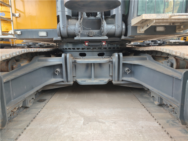 XCMG Official Xr360e Used Track Drilling Machine Used Rotary Drilling Rig Price - Urbšanas mašīna: foto 4 XCMG Official Xr360e Used Track Drilling Machine Used Rotary Drilling Rig Price - Urbšanas mašīna: foto 4