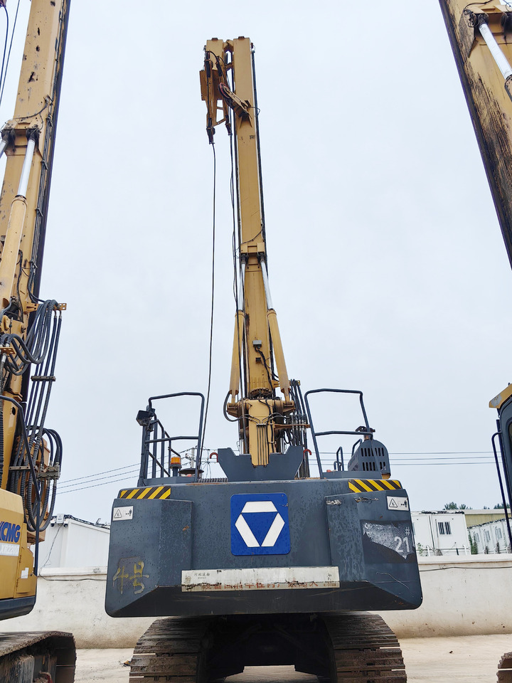 XCMG Offiical Used Rotary Drilling Rigs Drilling Machine XR220D Pile Drilling Rig For Sale - Urbšanas mašīna: foto 4 XCMG Offiical Used Rotary Drilling Rigs Drilling Machine XR220D Pile Drilling Rig For Sale - Urbšanas mašīna: foto 4