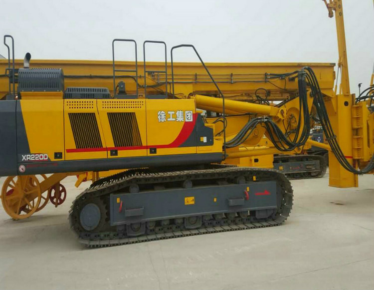 XCMG Retread Machine XR220D 220kn 50m Rotary Drilling Rig For Sale - Urbšanas mašīna: foto 2 XCMG Retread Machine XR220D 220kn 50m Rotary Drilling Rig For Sale - Urbšanas mašīna: foto 2