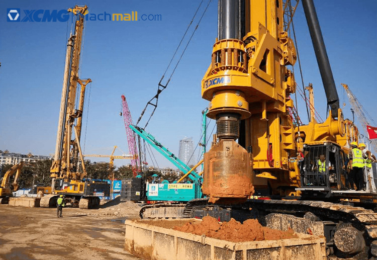 XCMG Retread Machine XR220D 220kn 50m Rotary Drilling Rig For Sale - Urbšanas mašīna: foto 5 XCMG Retread Machine XR220D 220kn 50m Rotary Drilling Rig For Sale - Urbšanas mašīna: foto 5