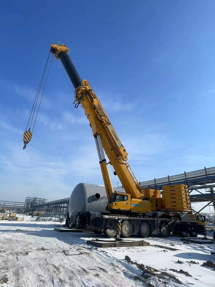XCMG XCA460 Used Mobile Crane Machine 460 Ton Hydraulic Truck Crane For Sale - Visurgājējs celtnis: foto 5 XCMG XCA460 Used Mobile Crane Machine 460 Ton Hydraulic Truck Crane For Sale - Visurgājējs celtnis: foto 5