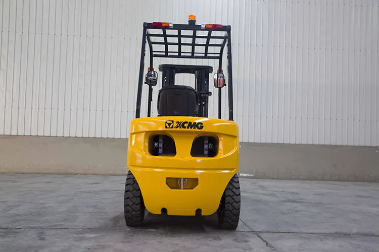 XCMG XCB30 3 ton hydraulic Fork Lift Truck Forklift With Attachments - Bezceļu autokrāvējs: foto 5 XCMG XCB30 3 ton hydraulic Fork Lift Truck Forklift With Attachments - Bezceļu autokrāvējs: foto 5