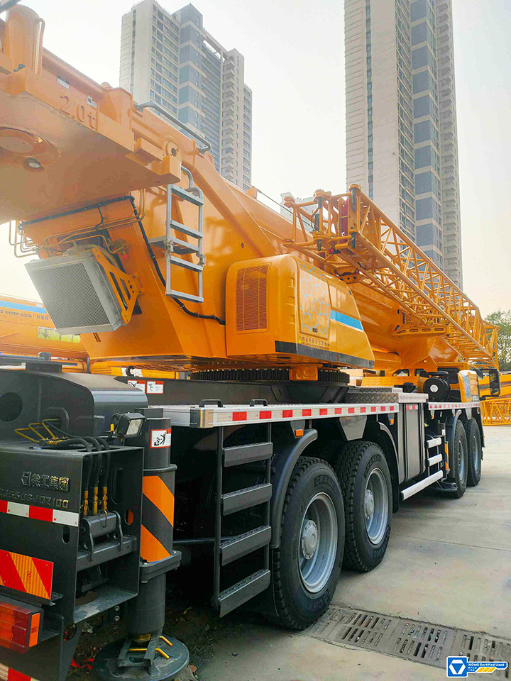 XCMG XCT100L7-I 100ton used pickup mobile hoist crane price - Autoceltnis: foto 2 XCMG XCT100L7-I 100ton used pickup mobile hoist crane price - Autoceltnis: foto 2