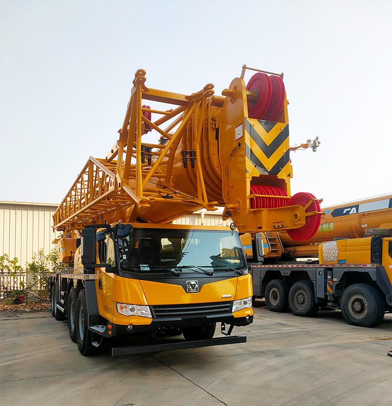 XCMG XCT100L7-I 100ton used pickup mobile hoist crane price - Autoceltnis: foto 5 XCMG XCT100L7-I 100ton used pickup mobile hoist crane price - Autoceltnis: foto 5