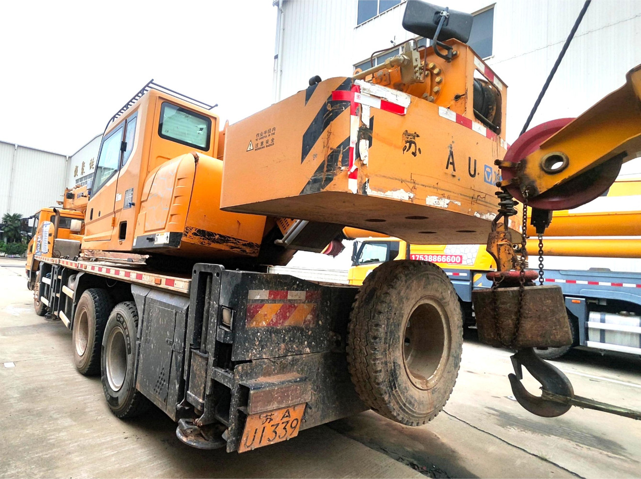 XCMG XCT20L5 20ton used 5-section mobile hydraulic truck crane price - Autoceltnis: foto 4 XCMG XCT20L5 20ton used 5-section mobile hydraulic truck crane price - Autoceltnis: foto 4