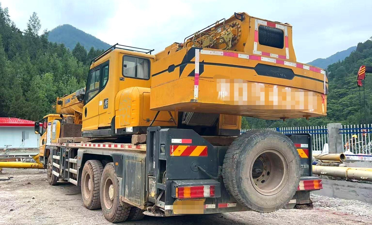 XCMG XCT20L5 20ton used telescopic arm hydraulic truck crane price - Autoceltnis: foto 2 XCMG XCT20L5 20ton used telescopic arm hydraulic truck crane price - Autoceltnis: foto 2