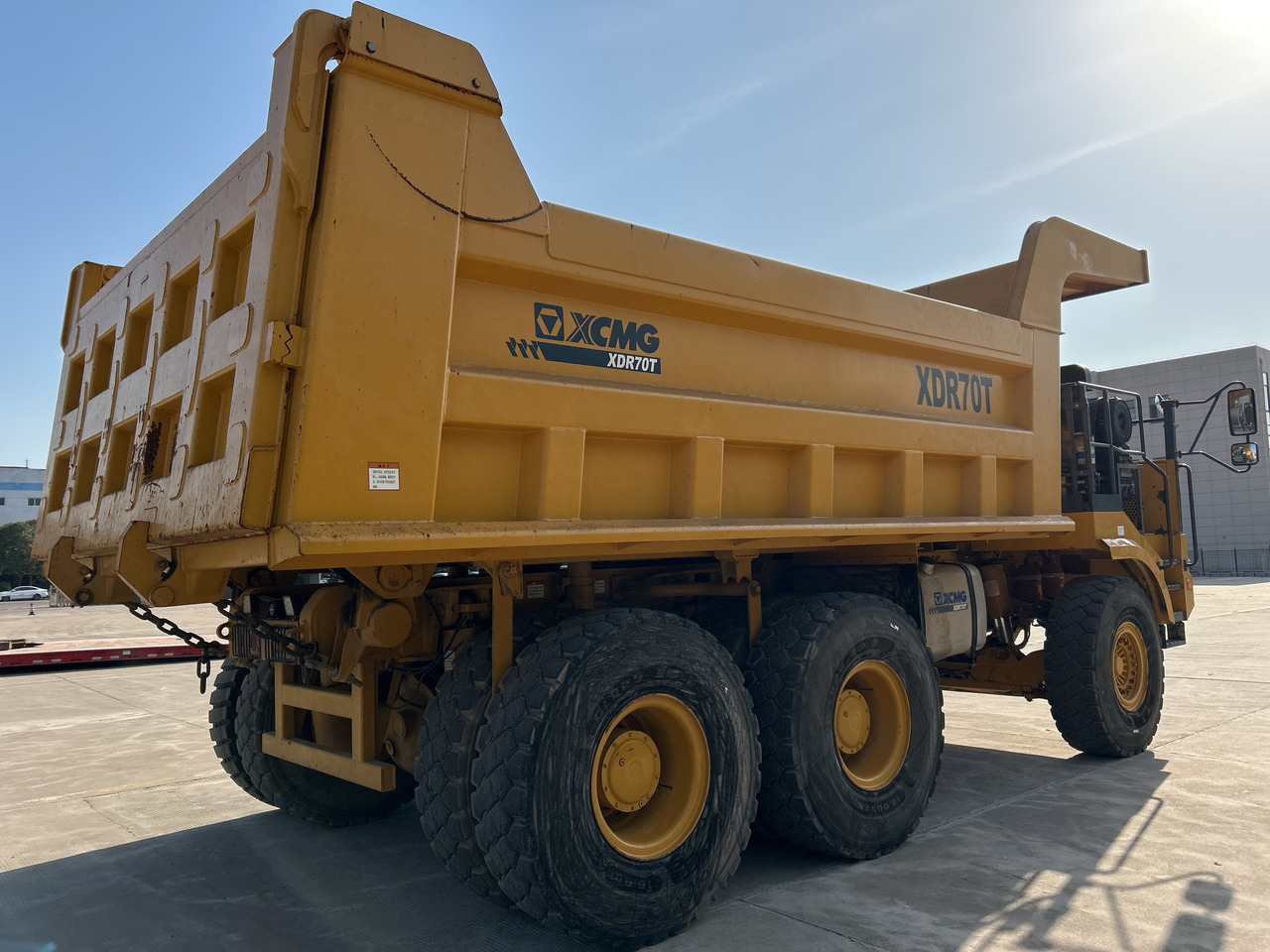 XCMG XDR70T second hand mining dump truck price - Kalnrūpniecības mašīna: foto 3 XCMG XDR70T second hand mining dump truck price - Kalnrūpniecības mašīna: foto 3
