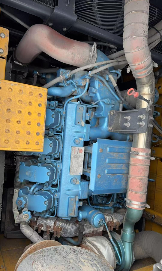 Kāpurķēžu ekskavators XCMG XE690DK heavy duty used excavator crawler price: foto 6