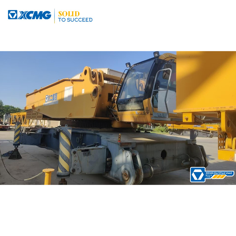 XCMG XGC650 650 ton second hand crawler crane for sale - Kāpurķēžu celtnis: foto 1 XCMG XGC650 650 ton second hand crawler crane for sale - Kāpurķēžu celtnis: foto 1