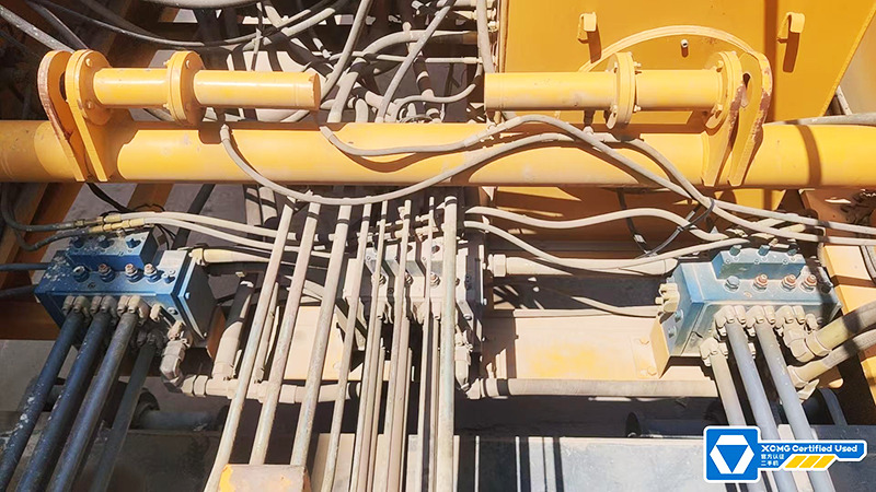 XCMG XGC650 650ton used hydraulic crawler crane for sale - Kāpurķēžu celtnis: foto 2 XCMG XGC650 650ton used hydraulic crawler crane for sale - Kāpurķēžu celtnis: foto 2