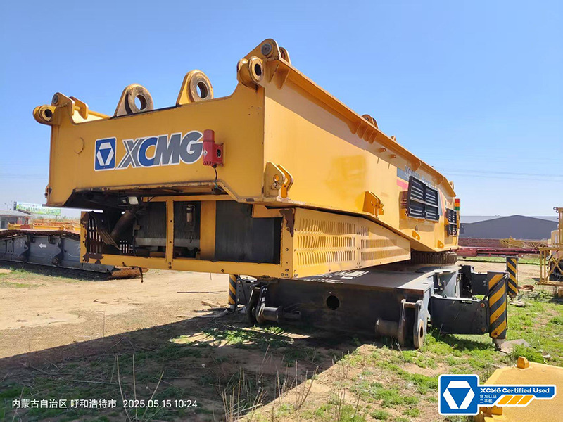 Kāpurķēžu celtnis XCMG XGC650 used mobile hydraulic hoist lift machine 650ton crawler crane: foto 7