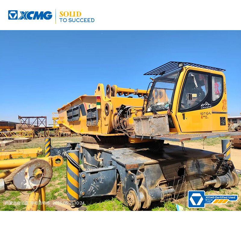 XCMG XGC650 used mobile hydraulic hoist lift machine 650ton crawler crane - Kāpurķēžu celtnis: foto 1 XCMG XGC650 used mobile hydraulic hoist lift machine 650ton crawler crane - Kāpurķēžu celtnis: foto 1