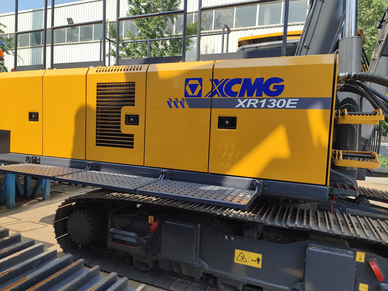 XCMG XR130E 50m Used Mini Rotary Drill Rig Piling Drilling Machine - Urbšanas mašīna: foto 4 XCMG XR130E 50m Used Mini Rotary Drill Rig Piling Drilling Machine - Urbšanas mašīna: foto 4