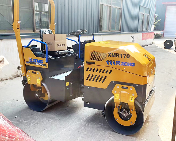 XCMG official brand new 1.7 ton small road roller XMR170 - Mini-veltnis: foto 3 XCMG official brand new 1.7 ton small road roller XMR170 - Mini-veltnis: foto 3