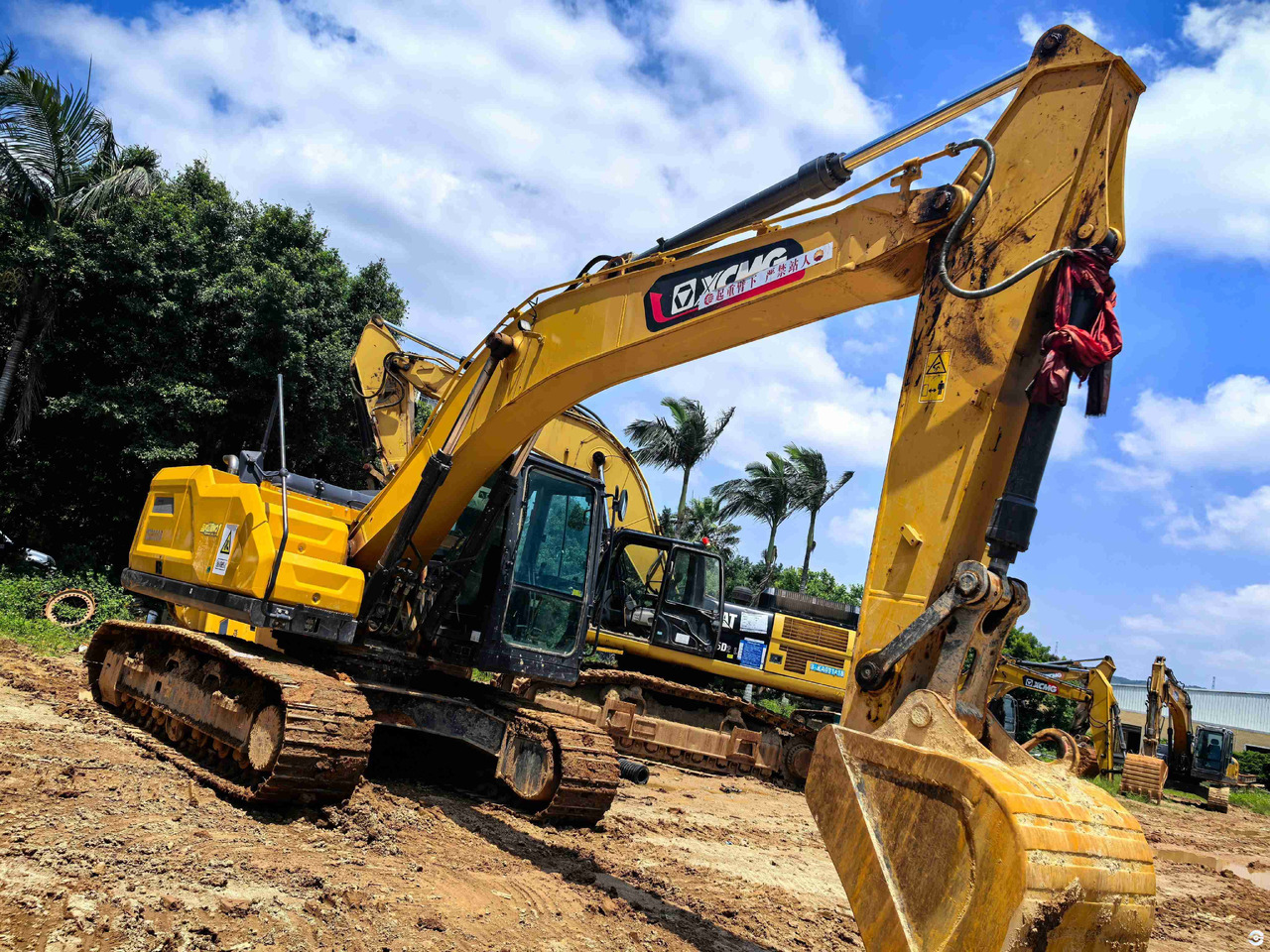 XCMG used 2024 official 20ton hydraulic crawler excavator XE200GA price - Kāpurķēžu ekskavators: foto 4 XCMG used 2024 official 20ton hydraulic crawler excavator XE200GA price - Kāpurķēžu ekskavators: foto 4