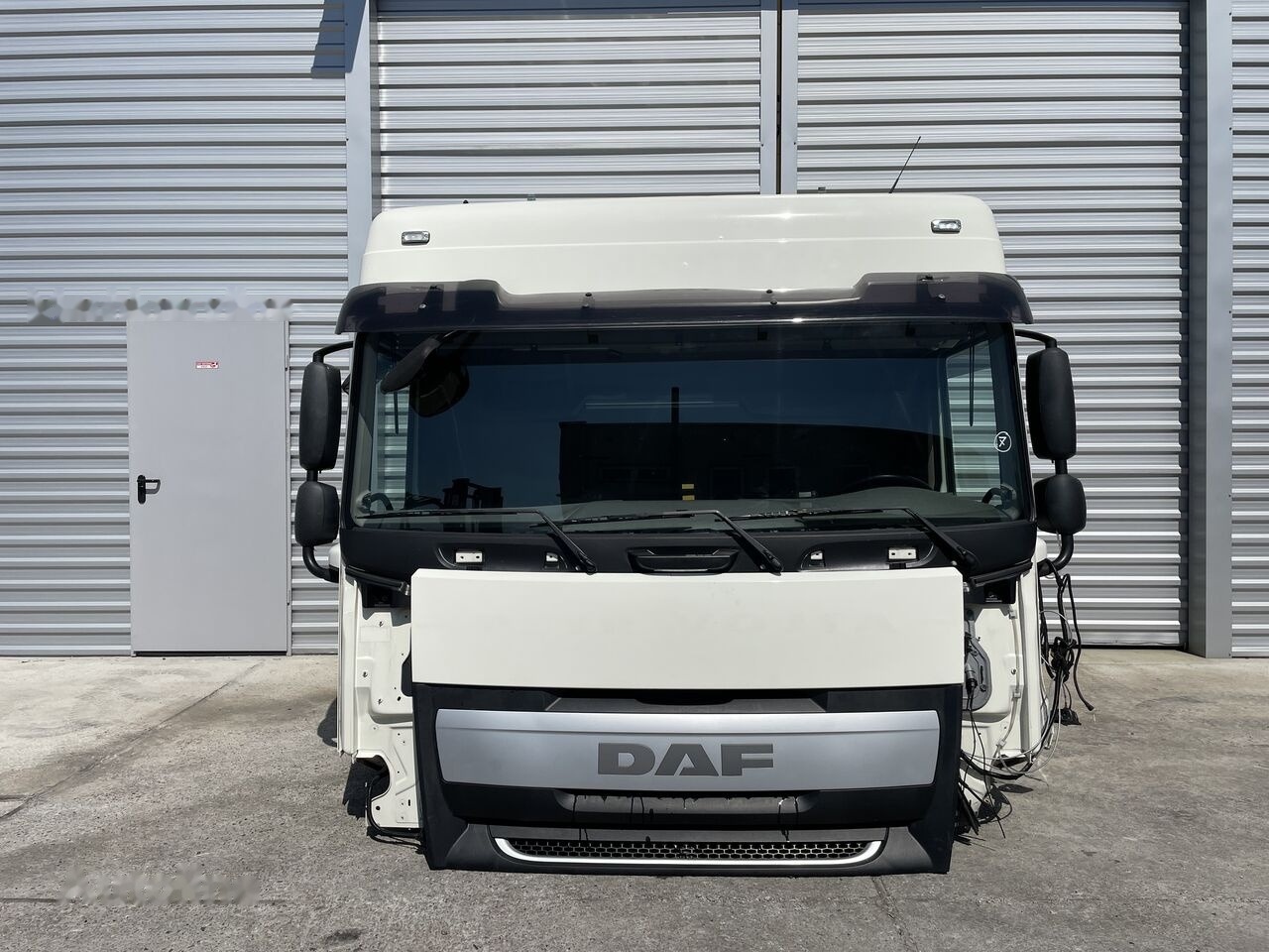 2014 DAF XF 106 truck - Kabīne - Kravas automašīna: foto 2 2014 DAF XF 106 truck - Kabīne - Kravas automašīna: foto 2