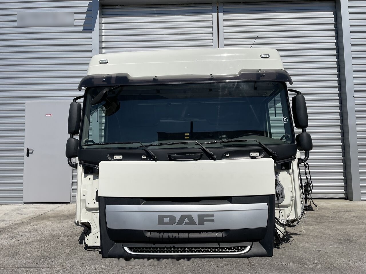 2014 DAF XF 106 truck - Kabīne - Kravas automašīna: foto 1 2014 DAF XF 106 truck - Kabīne - Kravas automašīna: foto 1