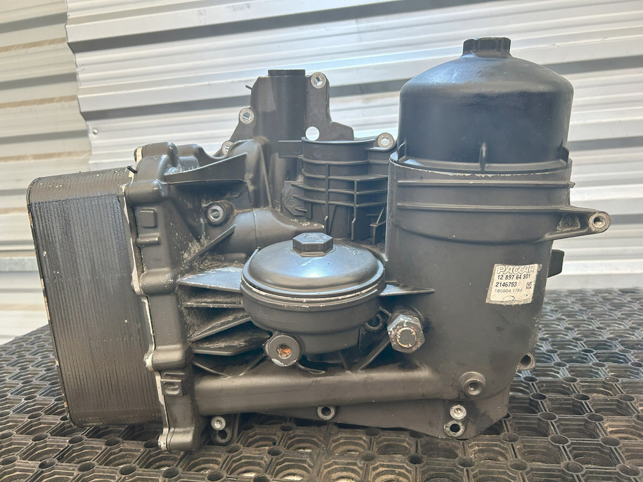 DAF OIL MODULE DAF XF - Eļļas filtrs: foto 1 DAF OIL MODULE DAF XF - Eļļas filtrs: foto 1