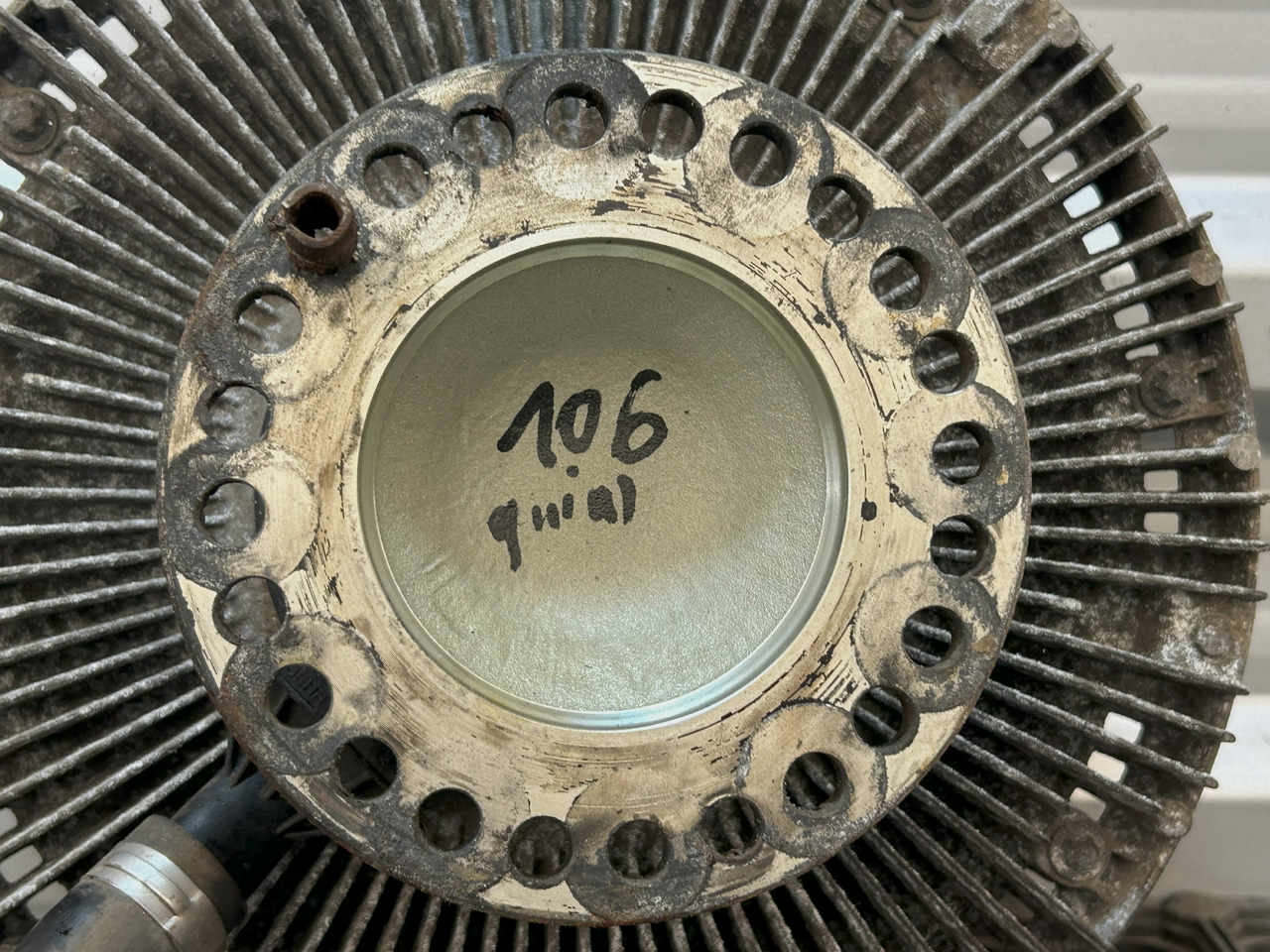 DAF VISCOTIC CLUTCH VISCO DAF XF 106 460 - Ventilators: foto 3 DAF VISCOTIC CLUTCH VISCO DAF XF 106 460 - Ventilators: foto 3