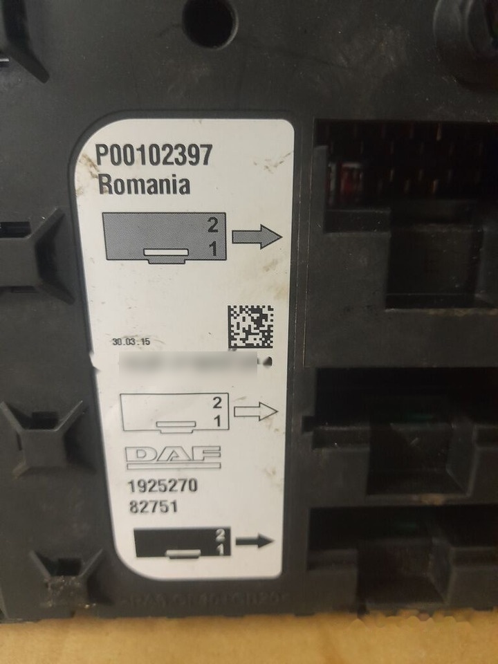 DAF XF 106 1925270 DAF XF 106 1925270 - Drošinātājs - Kravas automašīna: foto 2 DAF XF 106 1925270 DAF XF 106 1925270 - Drošinātājs - Kravas automašīna: foto 2