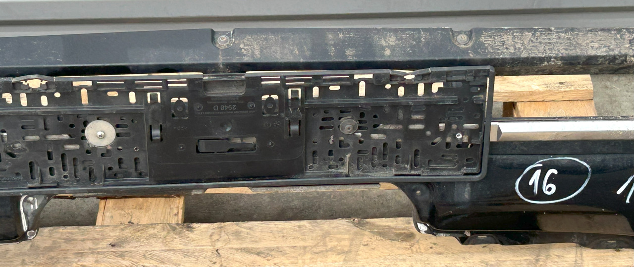 DAF XF 106 480 FRONT BUMPER WITH HALOGENS - Buferis: foto 3 DAF XF 106 480 FRONT BUMPER WITH HALOGENS - Buferis: foto 3