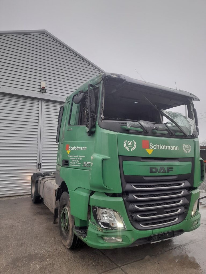 DAF XF 106 - Kabīne - Kravas automašīna: foto 2 DAF XF 106 - Kabīne - Kravas automašīna: foto 2