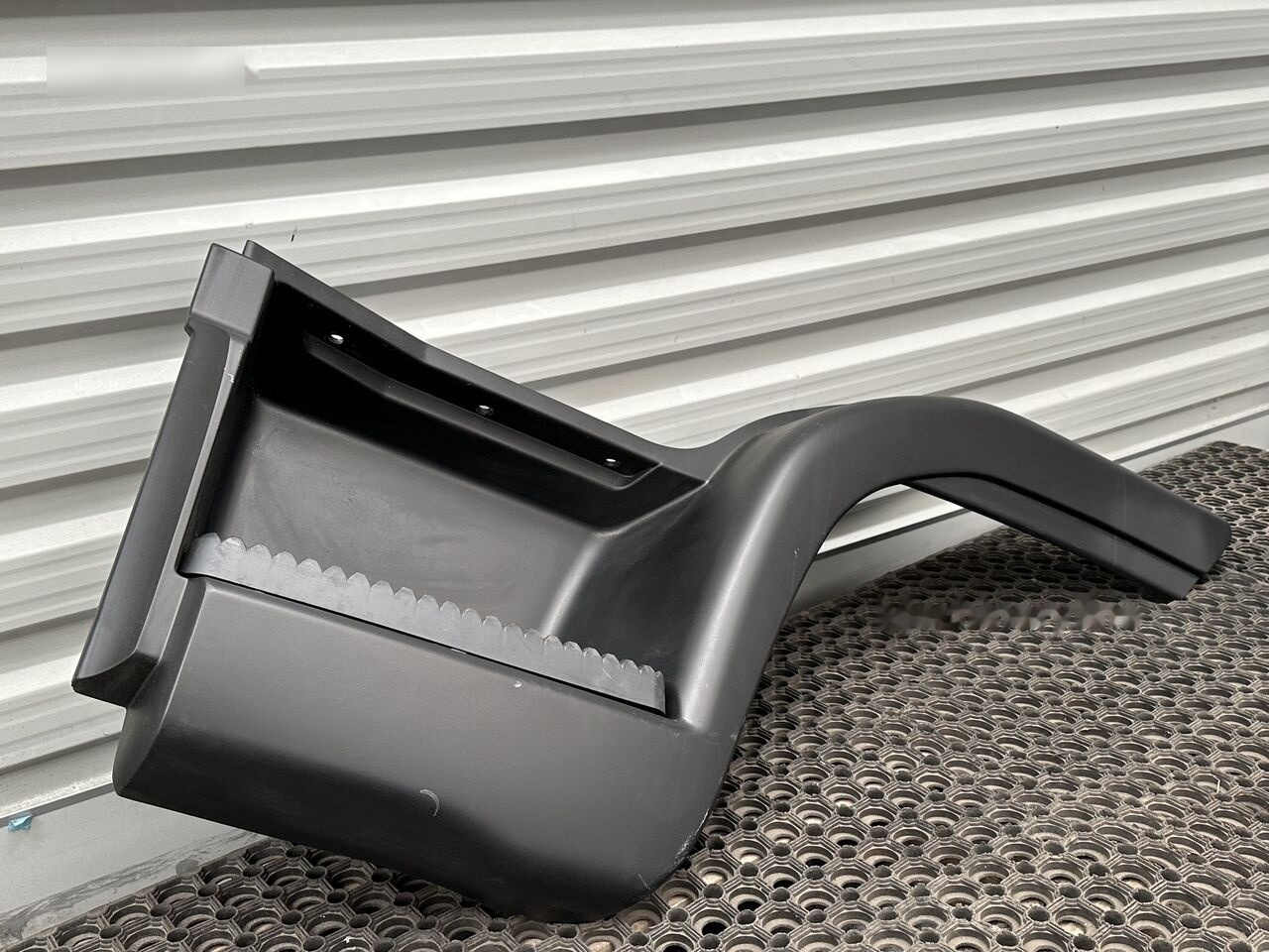 IVECO EUROCARGO LEFT 50403909 IVECO 50403909 - Pakāpiens - Kravas automašīna: foto 2 IVECO EUROCARGO LEFT 50403909 IVECO 50403909 - Pakāpiens - Kravas automašīna: foto 2