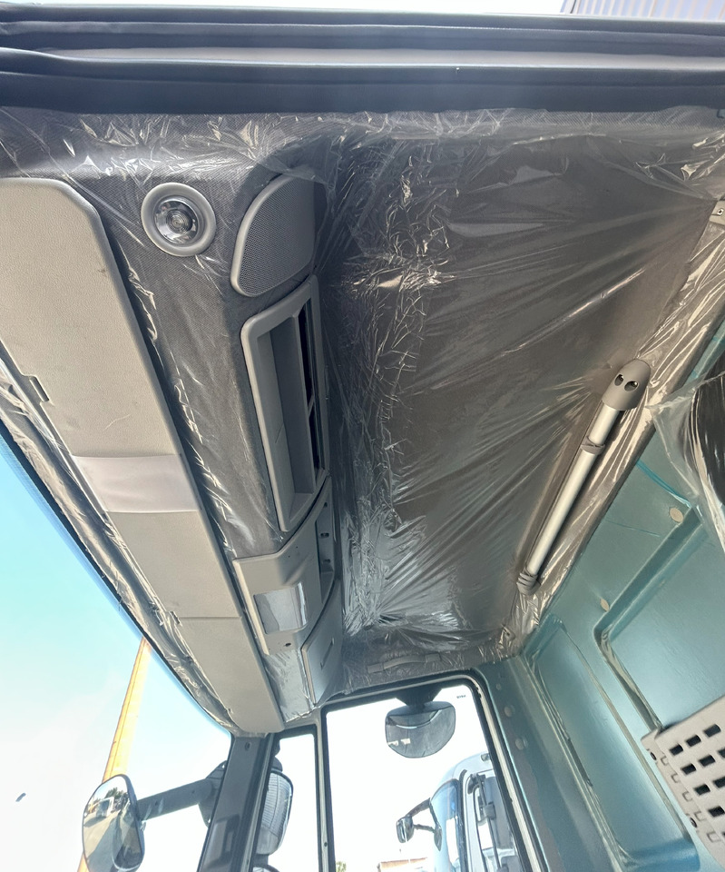 Jaunā Kabīne - Vieglā automašīna IVECO Eurocargo 75 DAY cabine Fahrerhaus Cab 2025: foto 20