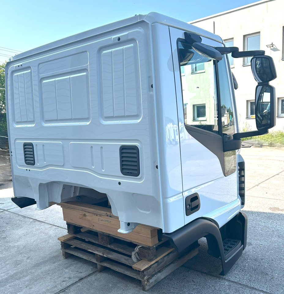 Jaunā Kabīne - Vieglā automašīna IVECO Eurocargo 75 DAY cabine Fahrerhaus Cab 2025: foto 7
