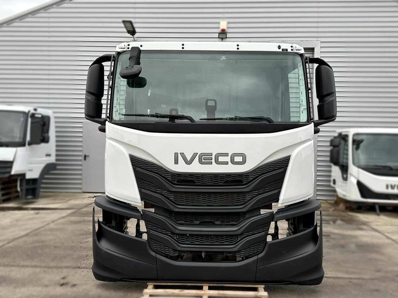 IVECO X-WAY CAB IVECO S-WAY IVECO T-WAY truck - Kabīne - Kravas automašīna: foto 5 IVECO X-WAY CAB IVECO S-WAY IVECO T-WAY truck - Kabīne - Kravas automašīna: foto 5