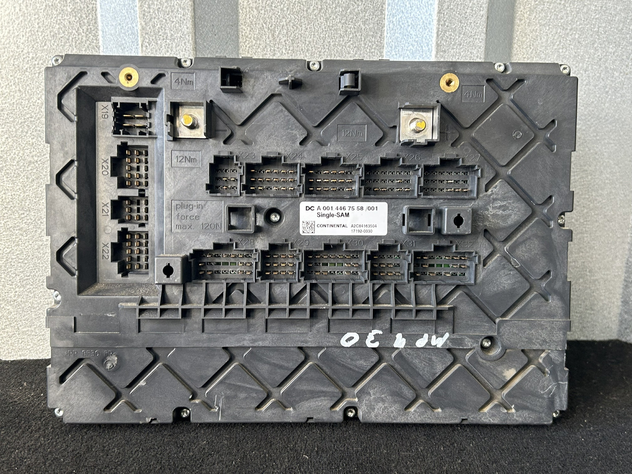 MERCEDES ACTROS MP4 A FUSE MODULE SAM - Drošinātājs: foto 2 MERCEDES ACTROS MP4 A FUSE MODULE SAM - Drošinātājs: foto 2